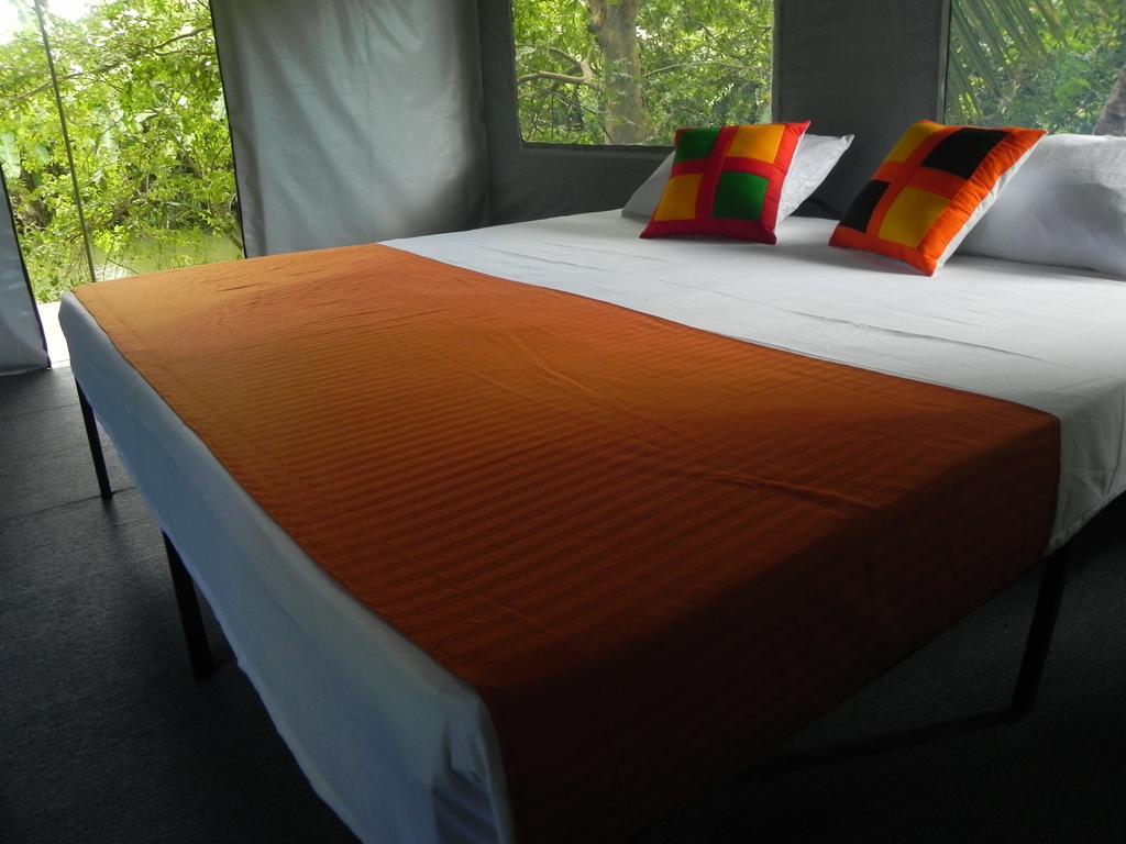 Makulu Safari Camping 2* Udawalawe